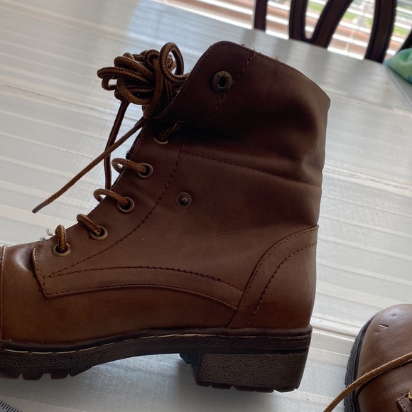 Brown leather lace up boots with knitted cuff detail by Coolway - Picture 8 of 16